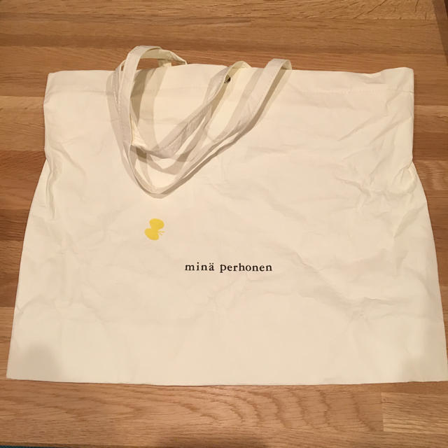 mina perhonen(ミナペルホネン)のmina perhonen ショッパー 手提げ袋 レディースのバッグ(ショップ袋)の商品写真