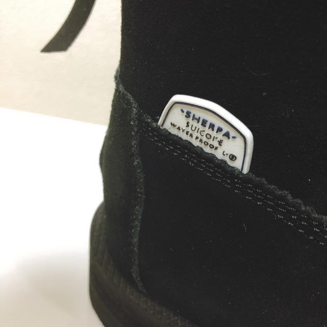 suicoke(スイコック)の新品ムートン ブーツブラック24.5 ユナイテッドアローズ レディースの靴/シューズ(ブーツ)の商品写真