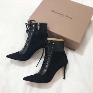 ジャンヴィットロッシ(Gianvito Rossi)の最終値下げ！Gianvito Rossi レースアップショートブーツ(ブーティ)