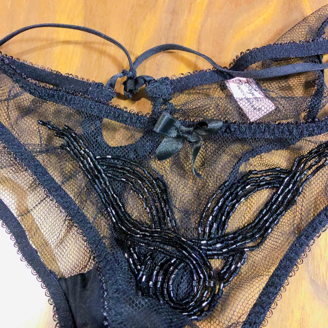 新品☆高級ブランドAgent Provocateur ブラ&ショーツセット/黒 レディースの下着/アンダーウェア(ブラ&ショーツセット)の商品写真