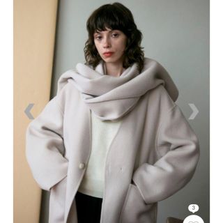 「MAISON SPECIAL マルチマフラーノーカラーコート」に近い商品
