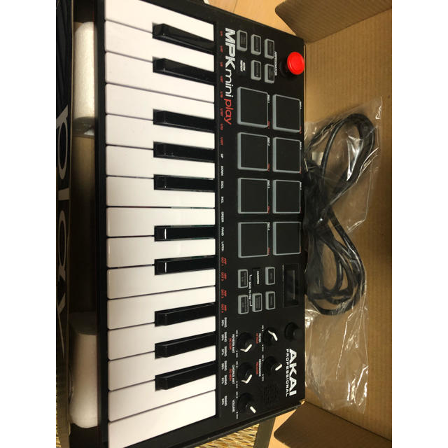 MIDIキーボード・コントローラー MIDIキーボード・コントローラー