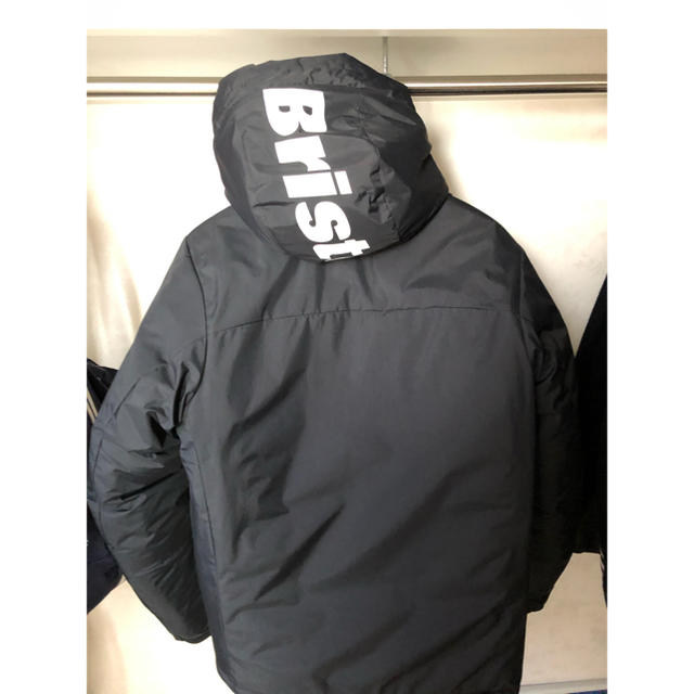 F.C.R.B.(エフシーアールビー)のF.C.R.B 18AW TOUR PADDED PARKA zz様専用 メンズのジャケット/アウター(ダウンジャケット)の商品写真