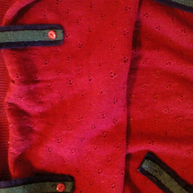 natural couture(ナチュラルクチュール)のサスペンダー付き　赤色ショートセーター レディースのトップス(ニット/セーター)の商品写真
