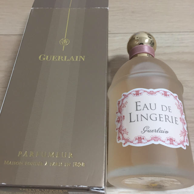 GUERLAIN ゲラン オー デ カシミア リネンフレグランス 125ml