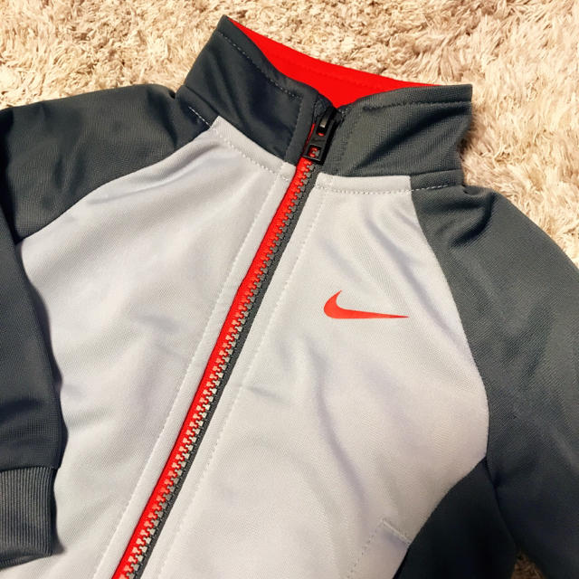 NIKE(ナイキ)のNIKE USデザイン ジャージ 6M  62〜68センチ 訳あり品 キッズ/ベビー/マタニティのベビー服(~85cm)(その他)の商品写真