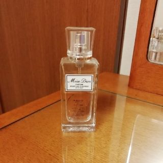 ディオール(Dior)のミス ディオール ヘアミスト 30ml(ri様交渉中)(ヘアウォーター/ヘアミスト)