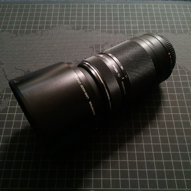 Olympus　m.zuiko 75-300+フード　美品