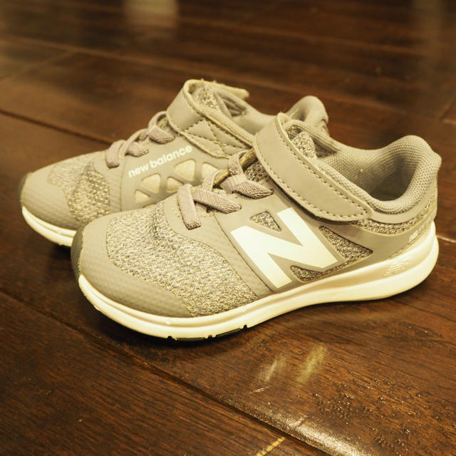 New Balance(ニューバランス)のぱんな様専用　ニューバランス　プレマス15.5cm キッズ/ベビー/マタニティのキッズ靴/シューズ(15cm~)(スニーカー)の商品写真