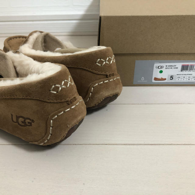 UGG(アグ)の【coco.様専用】22.0 UGG アンスレー チェスナット レディースの靴/シューズ(スリッポン/モカシン)の商品写真