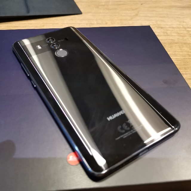 mate10pro チタニウムグレー　カバー付