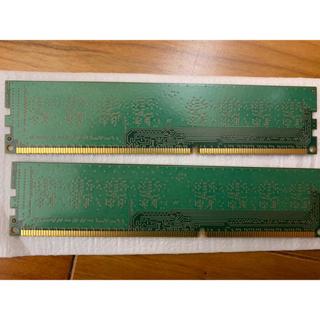 SAMSUNG(サムスン)の[メモリ]PC3-12800U (DDR3-1600)  4GBx2枚 スマホ/家電/カメラのPC/タブレット(PCパーツ)の商品写真