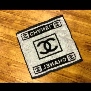 シャネル(CHANEL)のCHANE シャネル★ハンカチタオル新品未使用品★(タオル/バス用品)