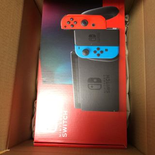 ニンテンドースイッチ(Nintendo Switch)の任天堂スイッチ　本体(家庭用ゲーム機本体)