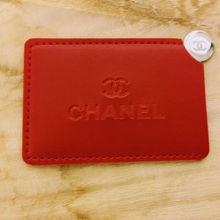 シャネル(CHANEL)のCHANEL カードミラー 華やかレッド 鏡 クリスマスカラー(ミラー)