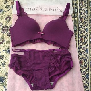 mark zenis ブラジャー 新品未使用(ブラ&ショーツセット)