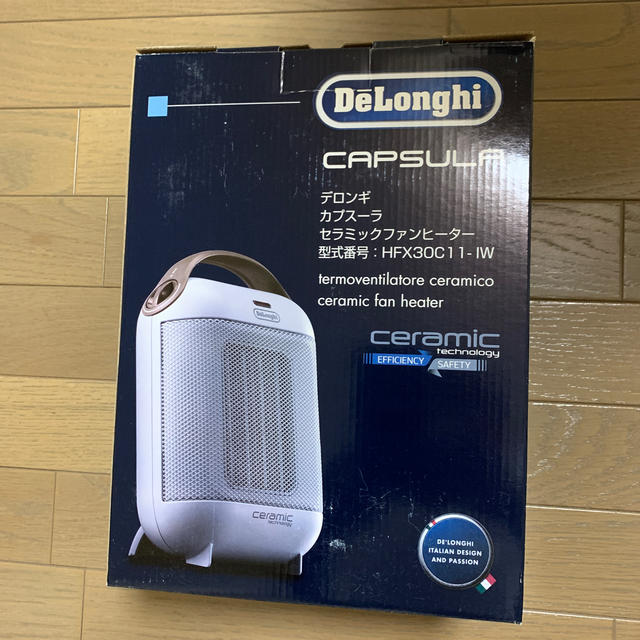 DeLonghi(デロンギ)のデロンギ　カプスーラ セラミックファンヒーター HFX30C11-IW  新品 スマホ/家電/カメラの冷暖房/空調(ファンヒーター)の商品写真