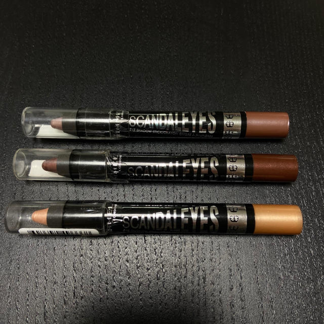 RIMMEL(リンメル)のRIMMEL リンメル　スキャンダルアイズ　アイシャドウ コスメ/美容のベースメイク/化粧品(アイシャドウ)の商品写真