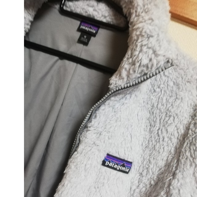 patagonia(パタゴニア)のさらに値下げ　patagonia　パタゴニア　フリース　レディースM レディースのジャケット/アウター(その他)の商品写真