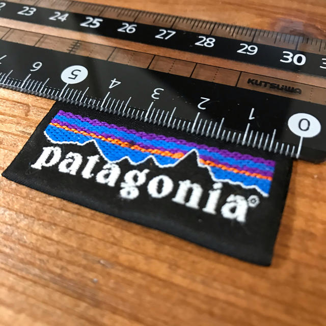 patagonia(パタゴニア)のPatagonia タグ ワッペン　正規品 ハンドメイドの素材/材料(各種パーツ)の商品写真