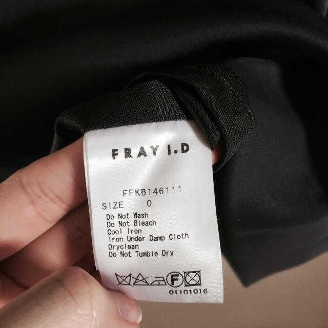 FRAY I.D(フレイアイディー)のシンプルコクーンワンピース レディースのワンピース(ミニワンピース)の商品写真