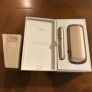 アイコス(IQOS)の値下　新品未使用　IQOS3 ブリリアントゴールド(タバコグッズ)