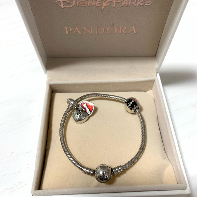 Disney Pandora ディズニーコラボ ブレスレット チャーム2個セットの通販 By Wakanya S Shop ディズニーならラクマ