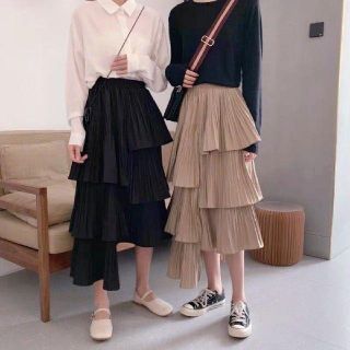 メリージェニー(merry jenny)のPLEATED ASYMMETRY SKIRT.(ロングスカート)