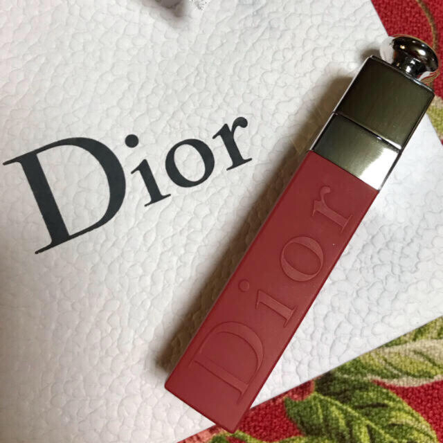 Dior(ディオール)のDior■ディオール アディクト リップティント 571 クランベリー■限定色 コスメ/美容のベースメイク/化粧品(リップグロス)の商品写真