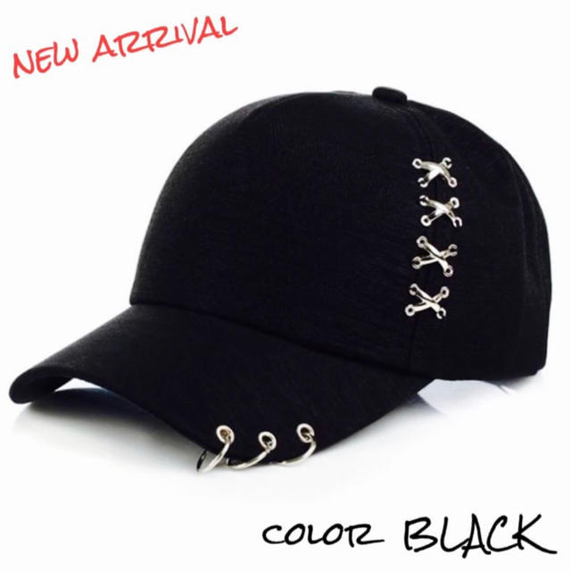 キャップ 帽子  男女兼用 ブラック ３連リング  ローキャップ 黒 大人気 メンズの帽子(キャップ)の商品写真