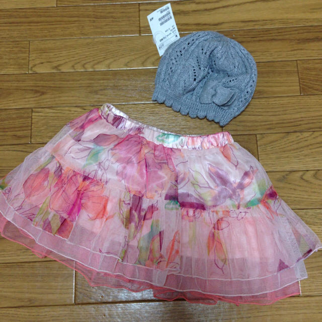 babyGAP(ベビーギャップ)のbabyGap  90cm  スカート キッズ/ベビー/マタニティのキッズ服女の子用(90cm~)(スカート)の商品写真