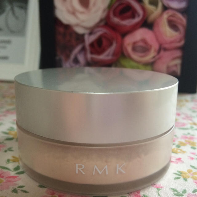 RMK(アールエムケー)のRMKトランスルーセントフェイスパウダー コスメ/美容のベースメイク/化粧品(フェイスパウダー)の商品写真