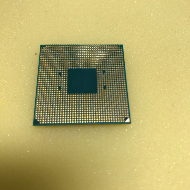 AMD Ryzen™ 3 1300X 1
