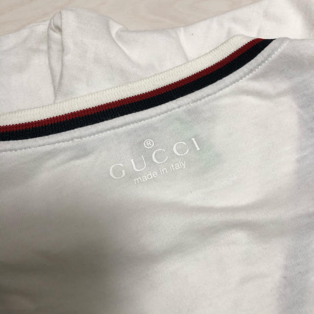 Gucci(グッチ)のGUCCI Vネックシャツ メンズのトップス(Tシャツ/カットソー(七分/長袖))の商品写真