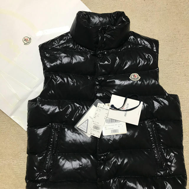 MONCLER(モンクレール)の［新古品］モンクレール TIB 国内正規品 size1 ダウンベスト メンズのジャケット/アウター(ダウンベスト)の商品写真