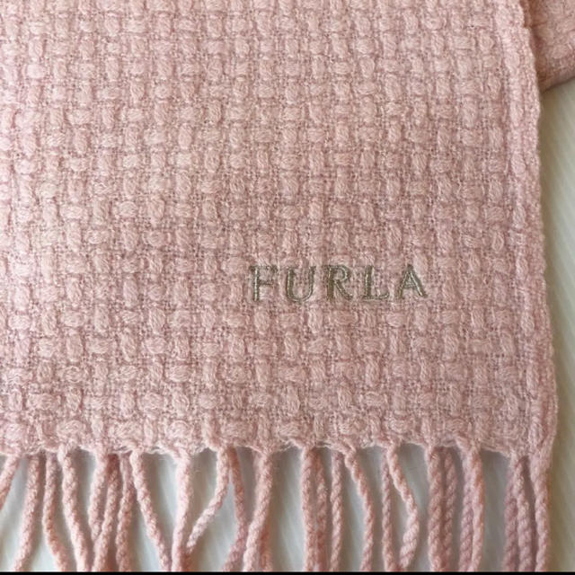 Furla(フルラ)の新品タグ⭐️ FURLA フルラ マフラー  ミンク ストールピン付き レディースのファッション小物(マフラー/ショール)の商品写真