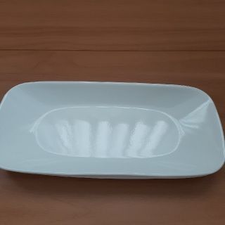 コレール(CORELLE)の【コレール】ウインターフロストホワイト スクエア長皿(食器)