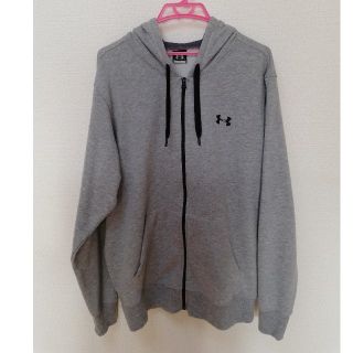 アンダーアーマー(UNDER ARMOUR)のUNDER ARMOUR (アンダーアーマー）パーカー　XL(パーカー)