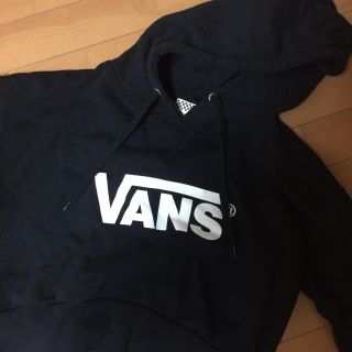 ヴァンズ(VANS)のVANSのパーカー(パーカー)