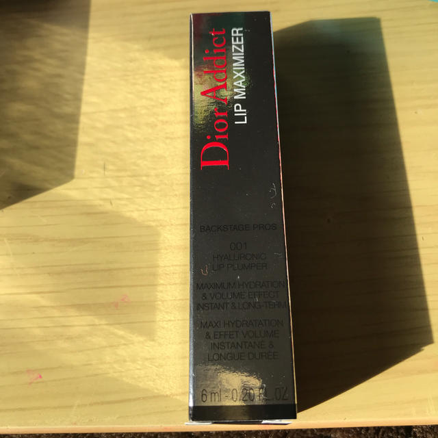 Dior(ディオール)のディオール アディクト リップ マキシマイザー 001 Dior 箱付未開封新品 コスメ/美容のスキンケア/基礎化粧品(リップケア/リップクリーム)の商品写真