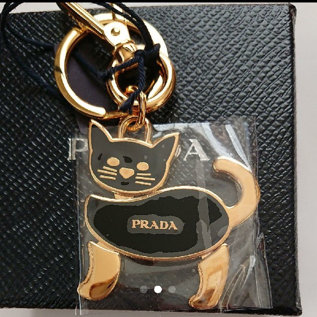 PRADA(プラダ)の新品未使用☆プラダ☆キーホルダー レディースのファッション小物(キーホルダー)の商品写真