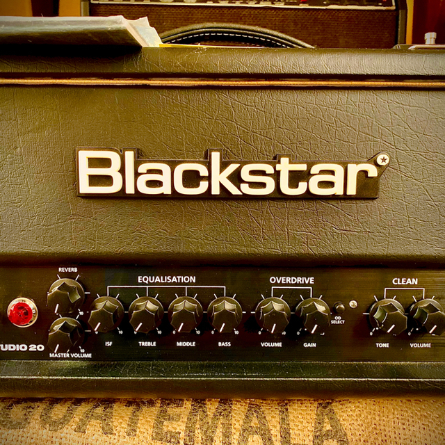 真空管ギターヘッドアンプblackstar HT studio 20-