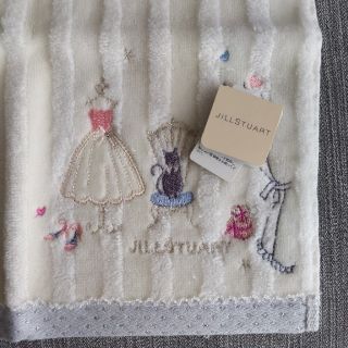 ジルスチュアート(JILLSTUART)の値下げ！ジルスチュアート　タオルハンカチ　新品　未使用　タグ付き　プレゼント(ハンカチ)