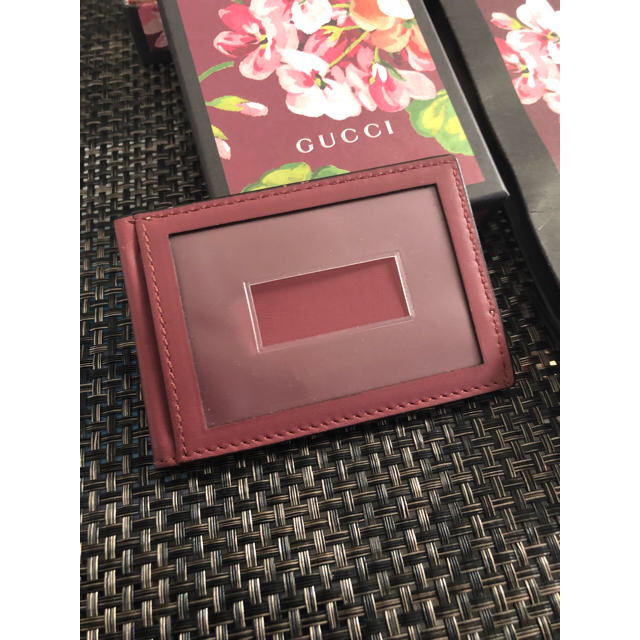 Gucci(グッチ)のGUCCI フラワー パスケース レディースのファッション小物(名刺入れ/定期入れ)の商品写真