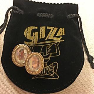 ギザ(GIZA)のGIZA ovalピアス プレゼントに♡(ピアス)