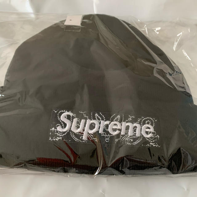 Supreme(シュプリーム)の【専用】supreme New Era Box Logo Beanie 黒 メンズの帽子(ニット帽/ビーニー)の商品写真