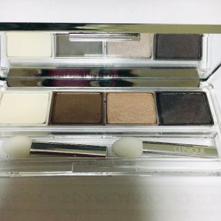 クリニーク(CLINIQUE)のCLINIQUE アイシャドウ パレット 新品(アイシャドウ)