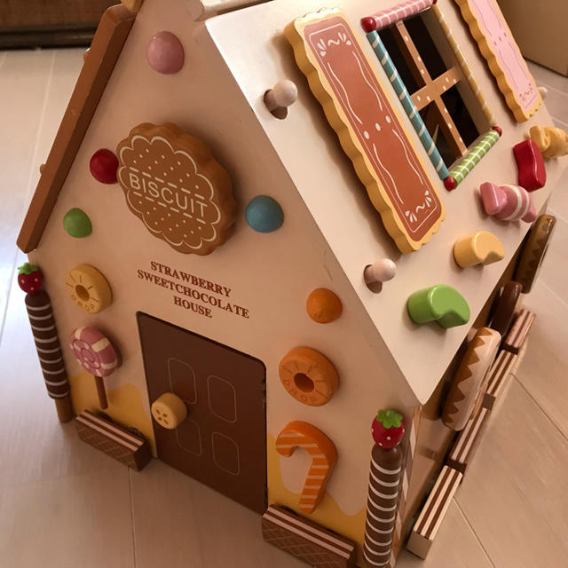 マザーガーデン ビスケットハウス お菓子の家 ドールハウス キッズ/ベビー/マタニティのおもちゃ(知育玩具)の商品写真