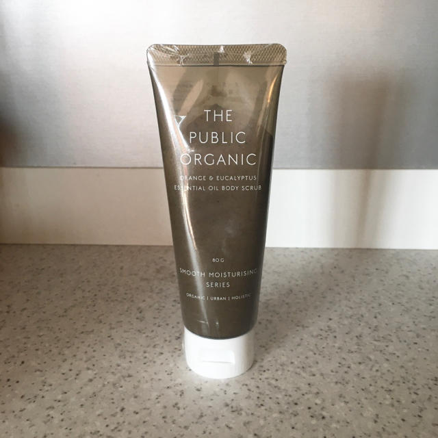 Cosme Kitchen(コスメキッチン)のthe public organic ボディスクラブ コスメ/美容のボディケア(ボディスクラブ)の商品写真