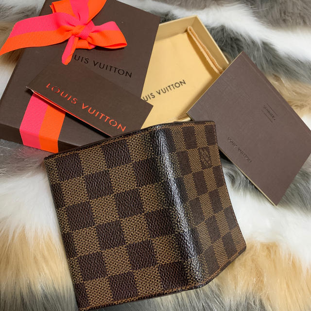 LOUIS VUITTON(ルイヴィトン)のルイヴィトン 名刺入れ 限定パッケージ LV Louis vuitton レディースのファッション小物(名刺入れ/定期入れ)の商品写真